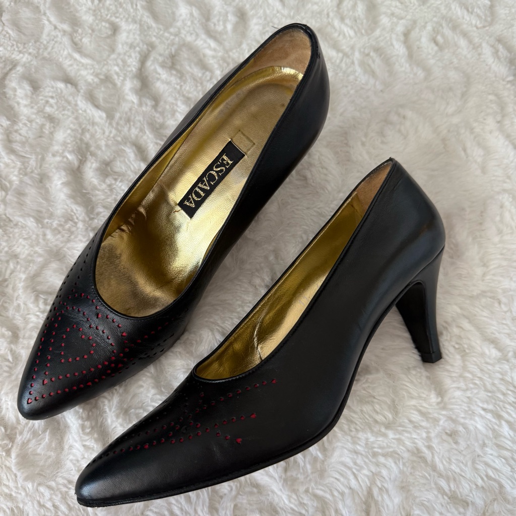 Escada Vintage Leather Heels Pumps